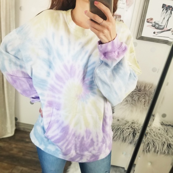 Last1️⃣DAWN Spiral Tie Dye Pullover with Pocket - Picture 4 of 11